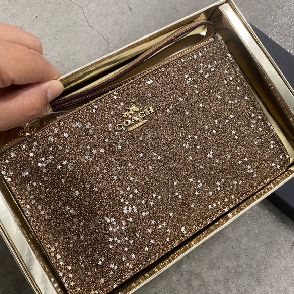 Coach holiday design wristlet gift set NWT - Picture 5 of 7